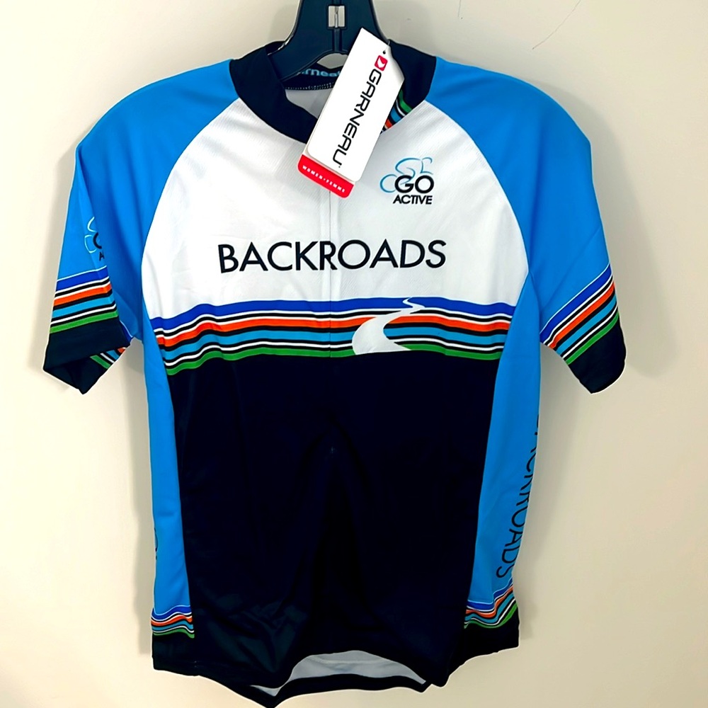 Louis Garneau women’s NWT and bags cycling jersey.  Size L